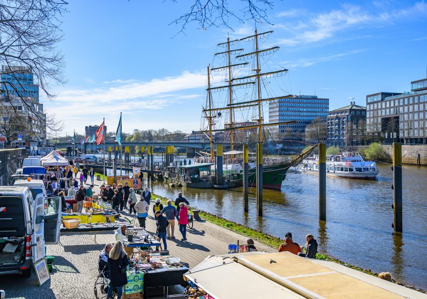 erster Tag des Weserflohmarktes in Bremen, m3b